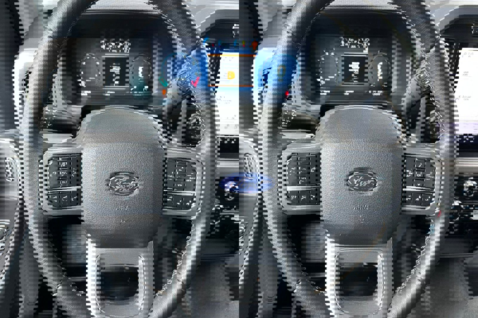 Used 2024 Ford F150 XLT w/ FX4 Off-Road Package image 24