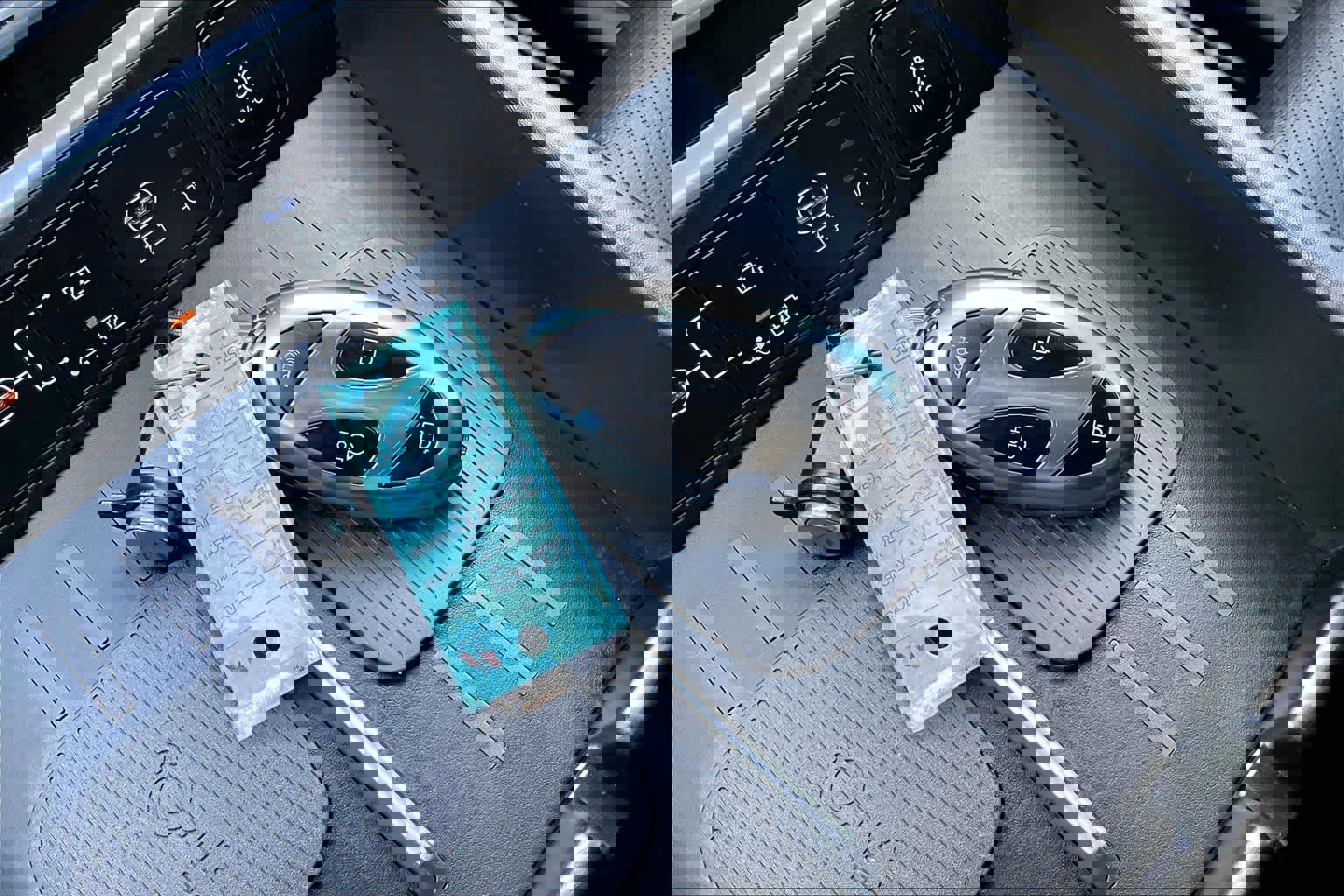 Used 2024 Hyundai Santa Fe Limited image 14