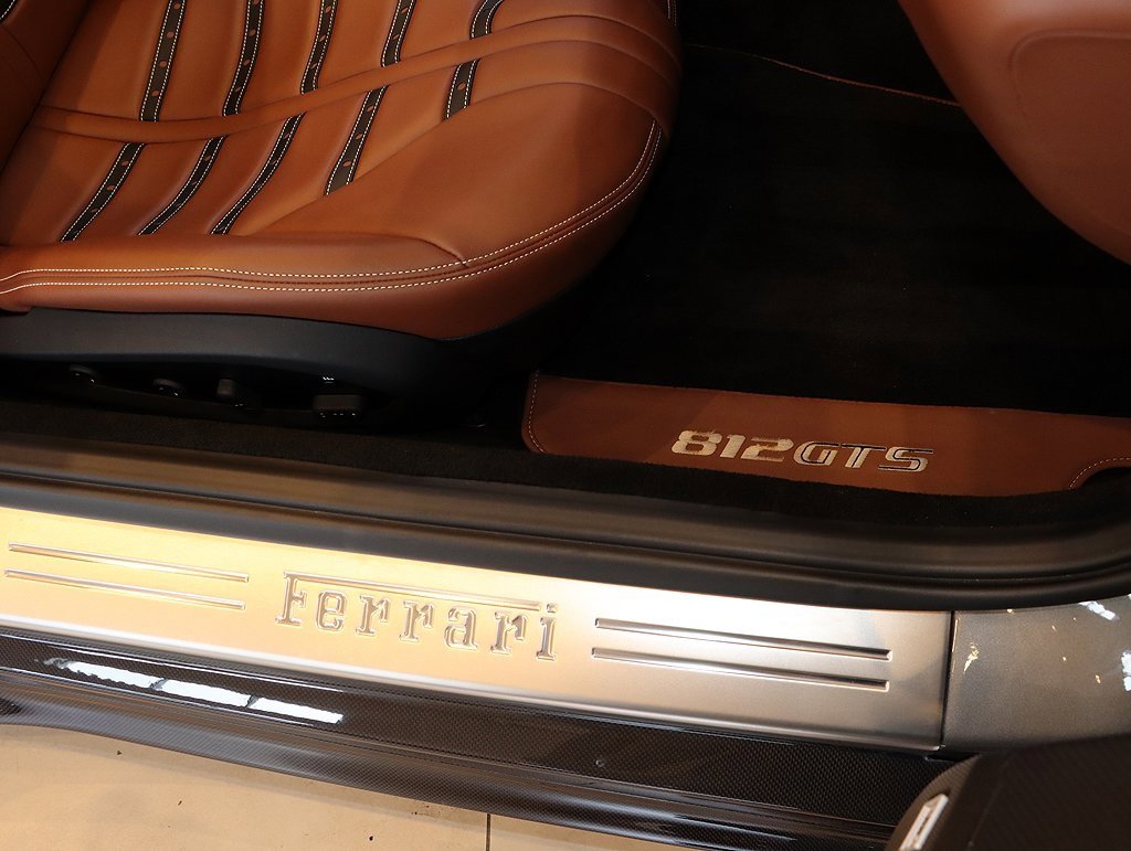 Certified 2021 Ferrari 812 GTS image 37