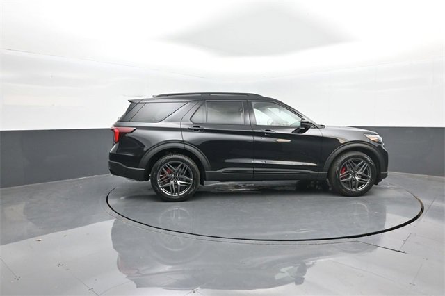 New 2026 Ford Explorer ST w/ Sun And Sound Package image 8