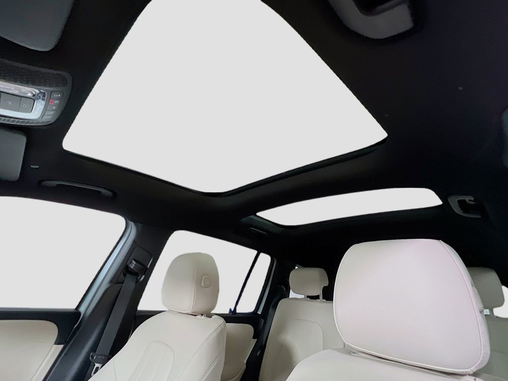 New 2026 Mercedes-Benz GLB 250 4MATIC image 14