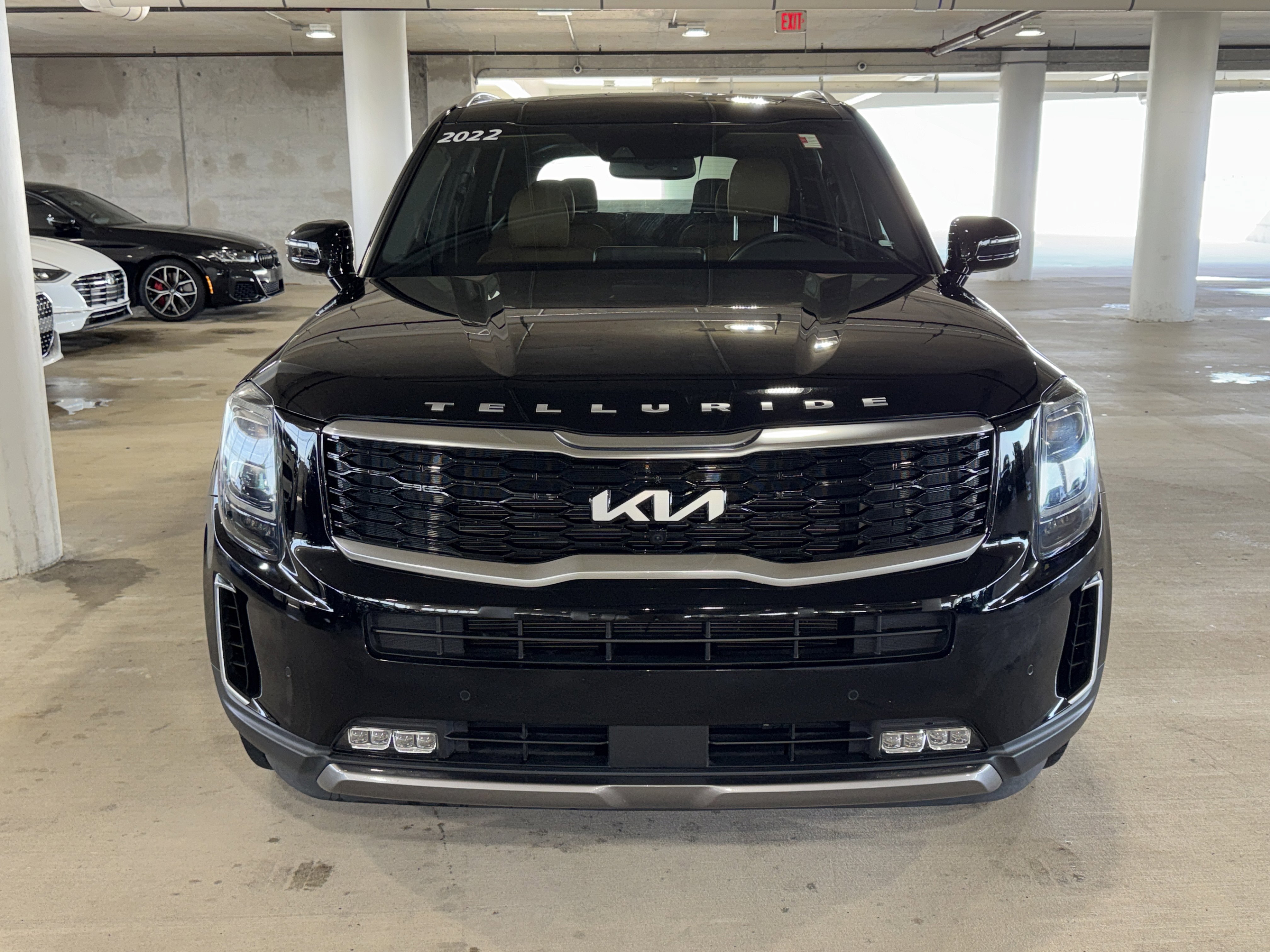 Used 2022 Kia Telluride SX w/ Towing Package image 3