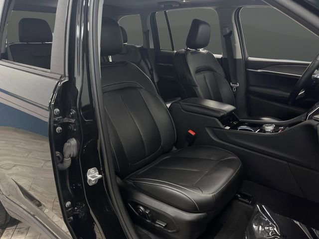 Certified 2022 Jeep Grand Cherokee Limited image 31