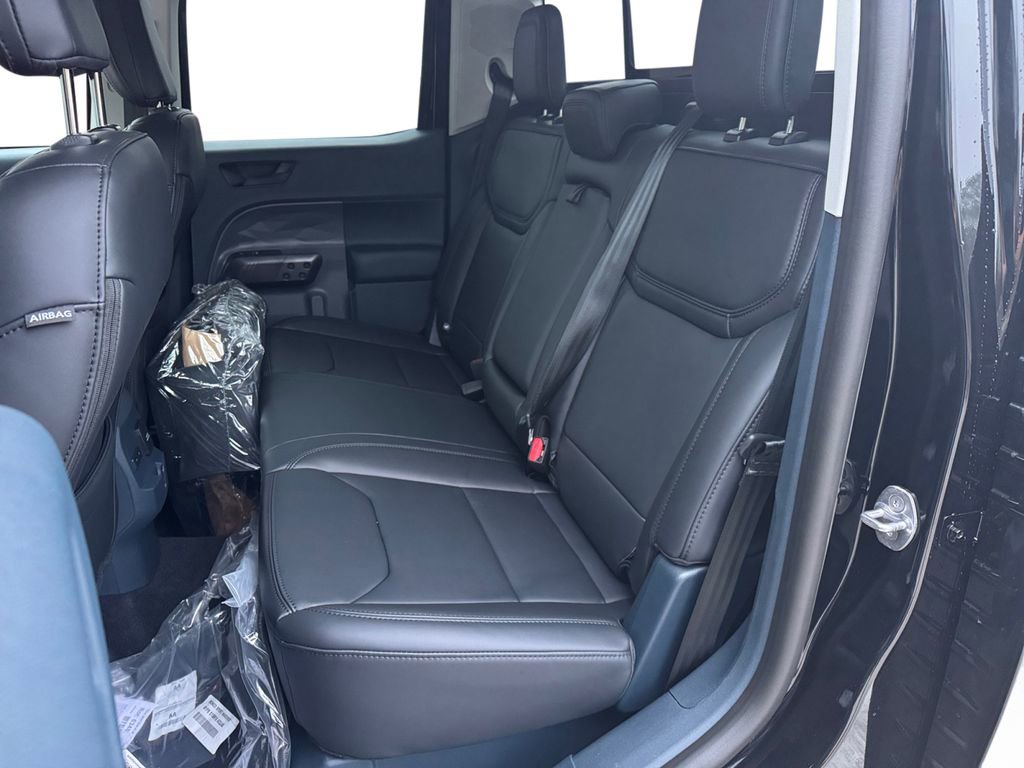 New 2025 Ford Maverick Lariat w/ Black Appearance Package image 16