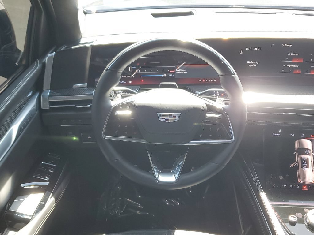 Certified 2025 Cadillac Escalade ESV V w/ LPO, ONYX Package AWD/4WD image 18