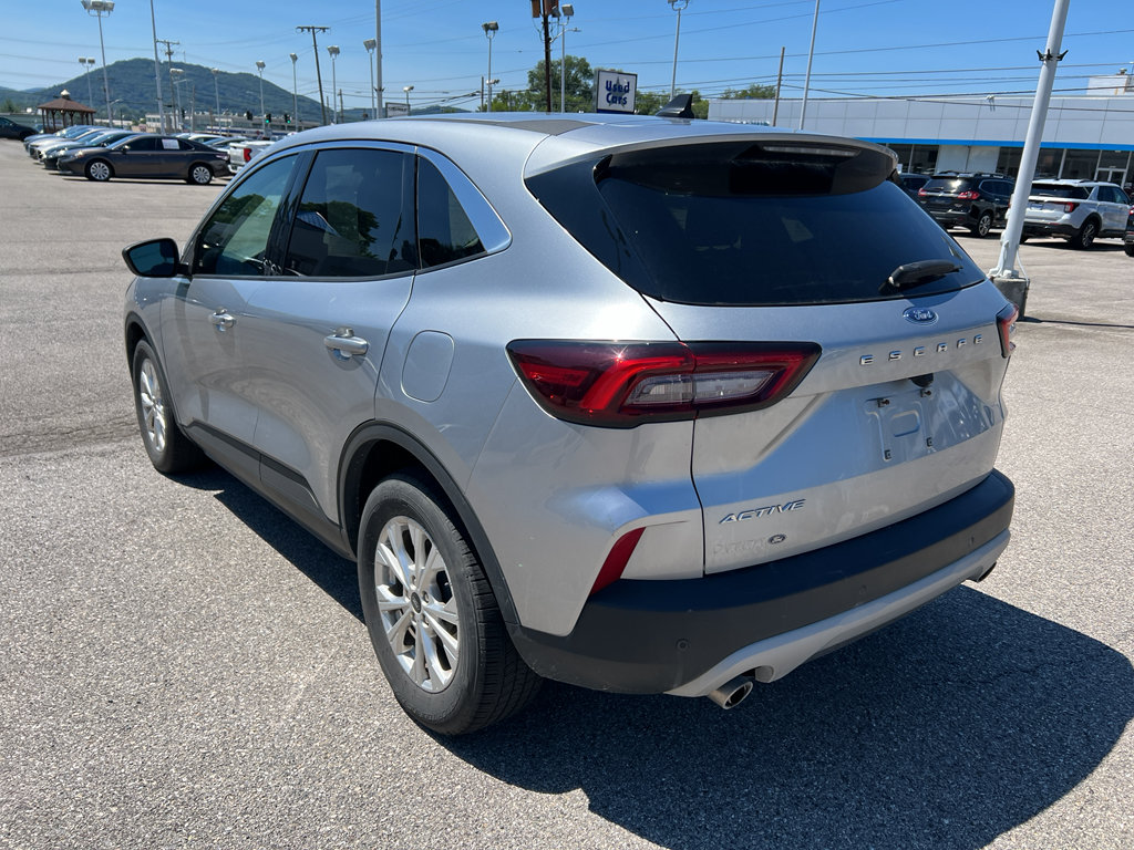 Used 2023 Ford Escape Active w/ Tech Pack #1 FWD image 7