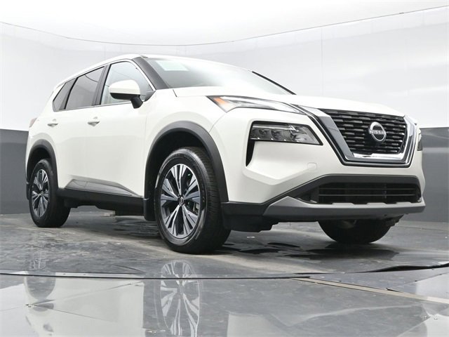 Used 2023 Nissan Rogue SV image 29