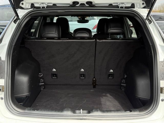 Used 2025 Jeep Compass Latitude AWD/4WD image 32