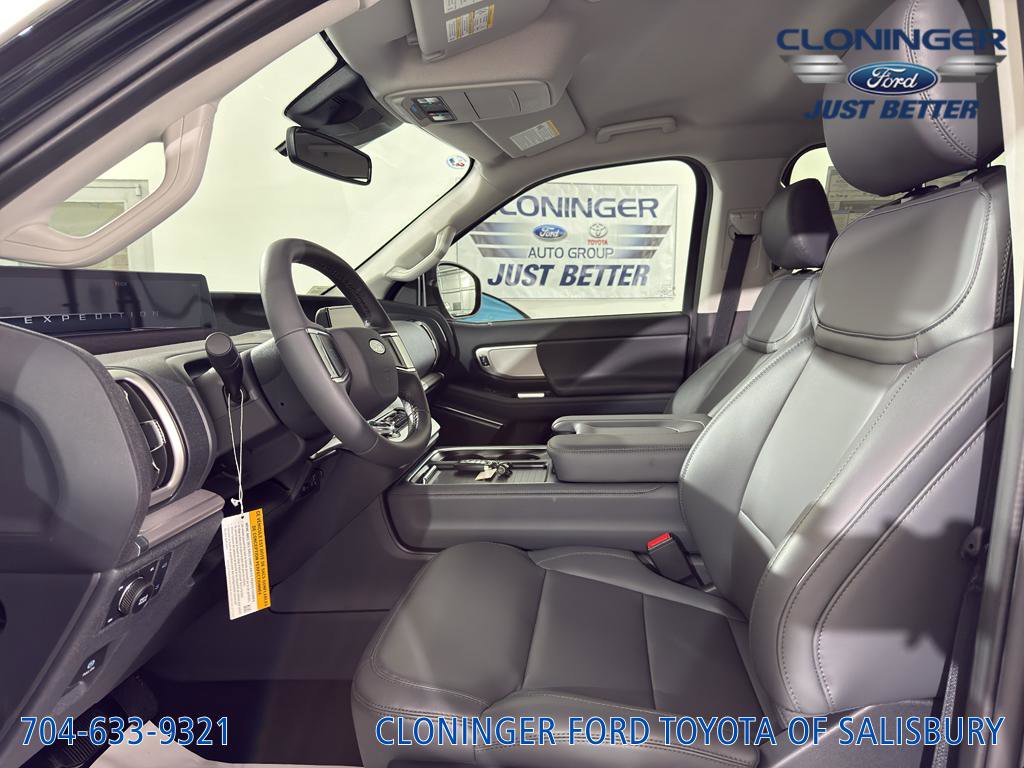 New 2026 Ford Expedition Max Active image 19