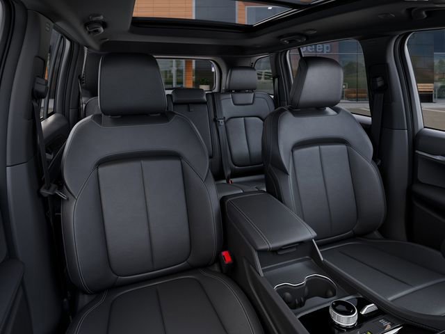 Used 2026 Jeep Grand Cherokee Limited w/ Limited Altitude Package AWD/4WD image 16