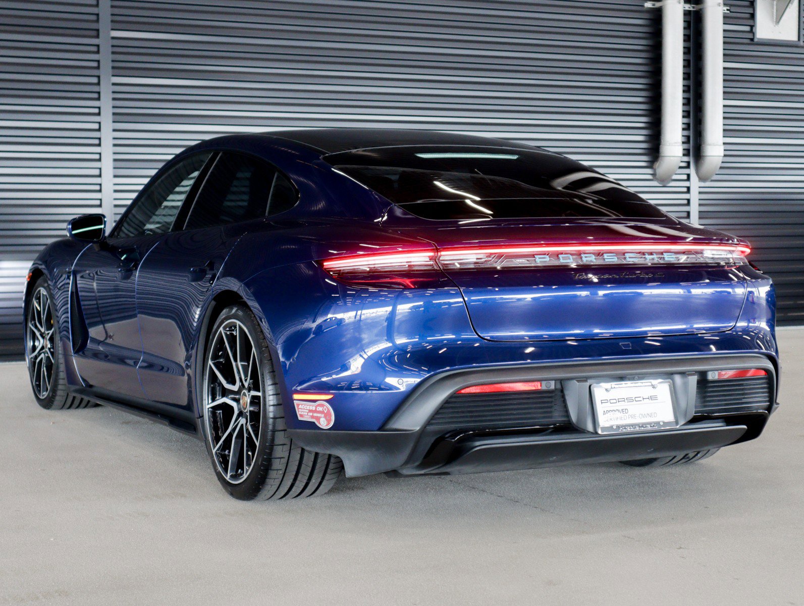 Certified 2023 Porsche Taycan Turbo S image 3
