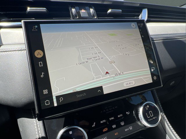 Used 2025 Jaguar F-PACE R-Dynamic S image 26