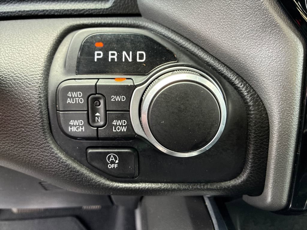 Used 2025 RAM 1500 Big Horn AWD/4WD image 24