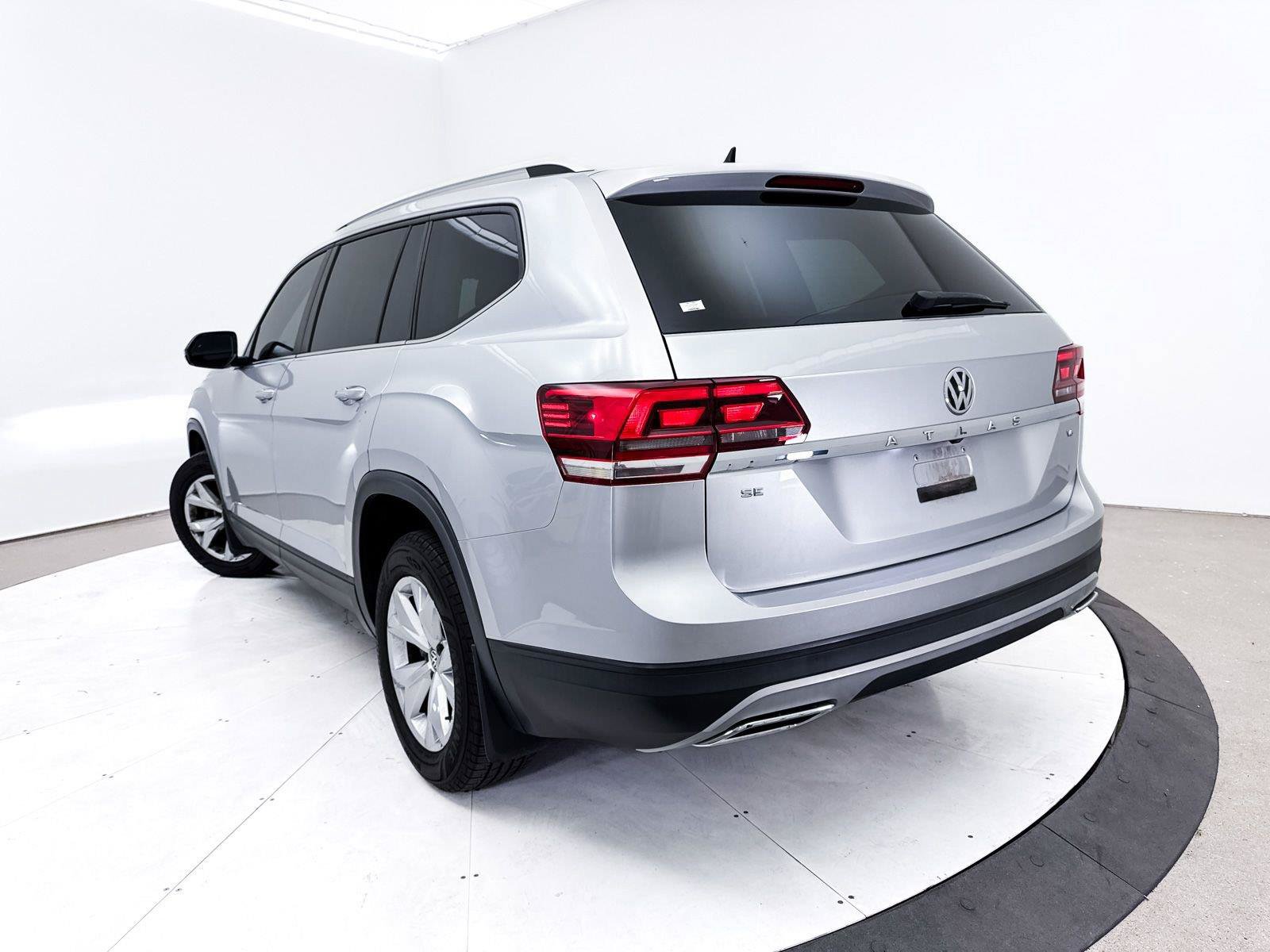 Used 2018 Volkswagen Atlas SE FWD image 2