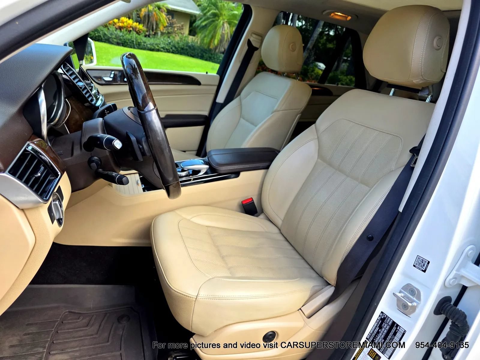 Used 2016 Mercedes-Benz GLE 350 w/ Premium Package image 4