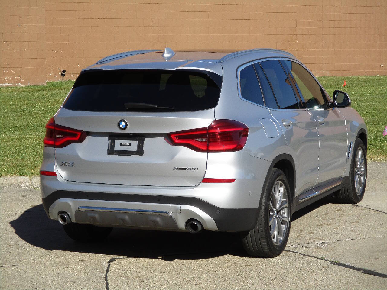 Used 2019 BMW X3 xDrive30i w/ Convenience Package AWD/4WD image 8