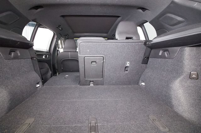 Certified 2023 Volvo XC40 Recharge Plus AWD/4WD image 23