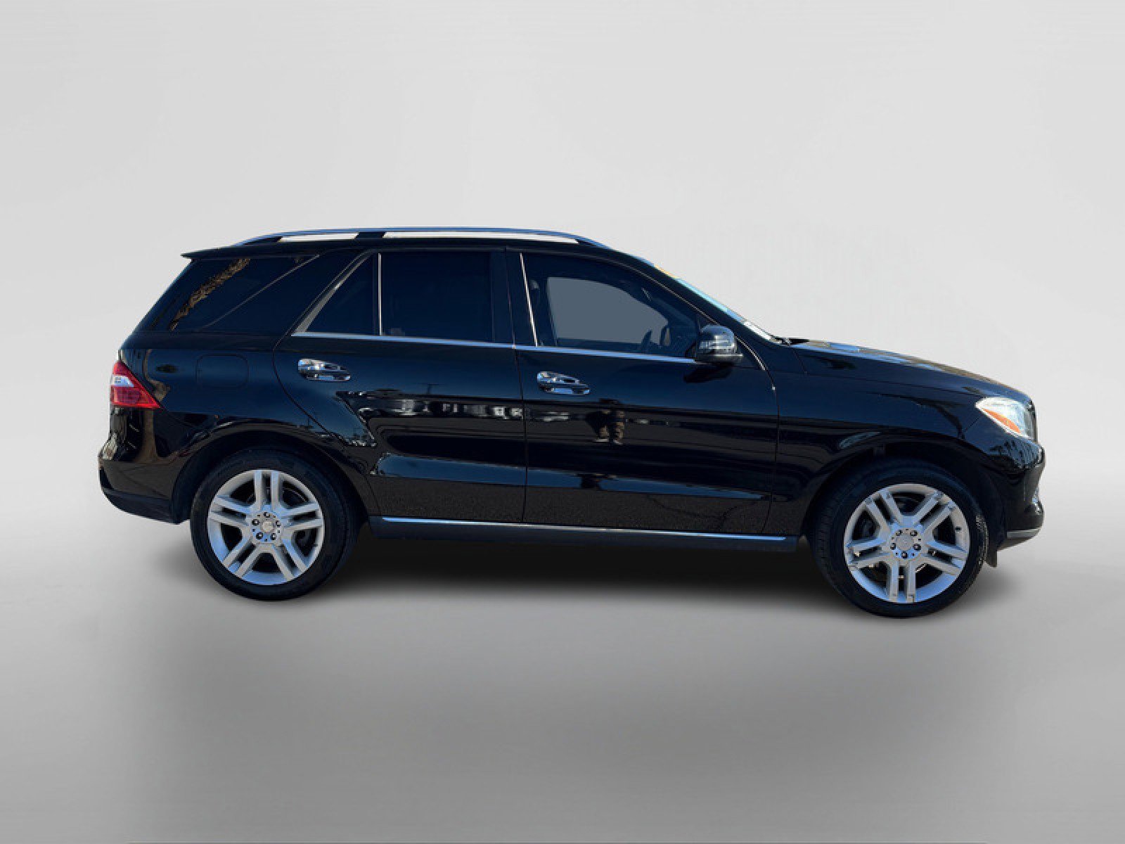 Used 2015 Mercedes-Benz ML 350 4MATIC image 6