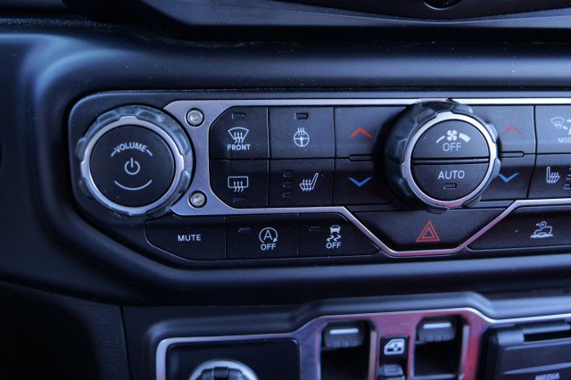 Used 2022 Jeep Gladiator Sport AWD/4WD image 17