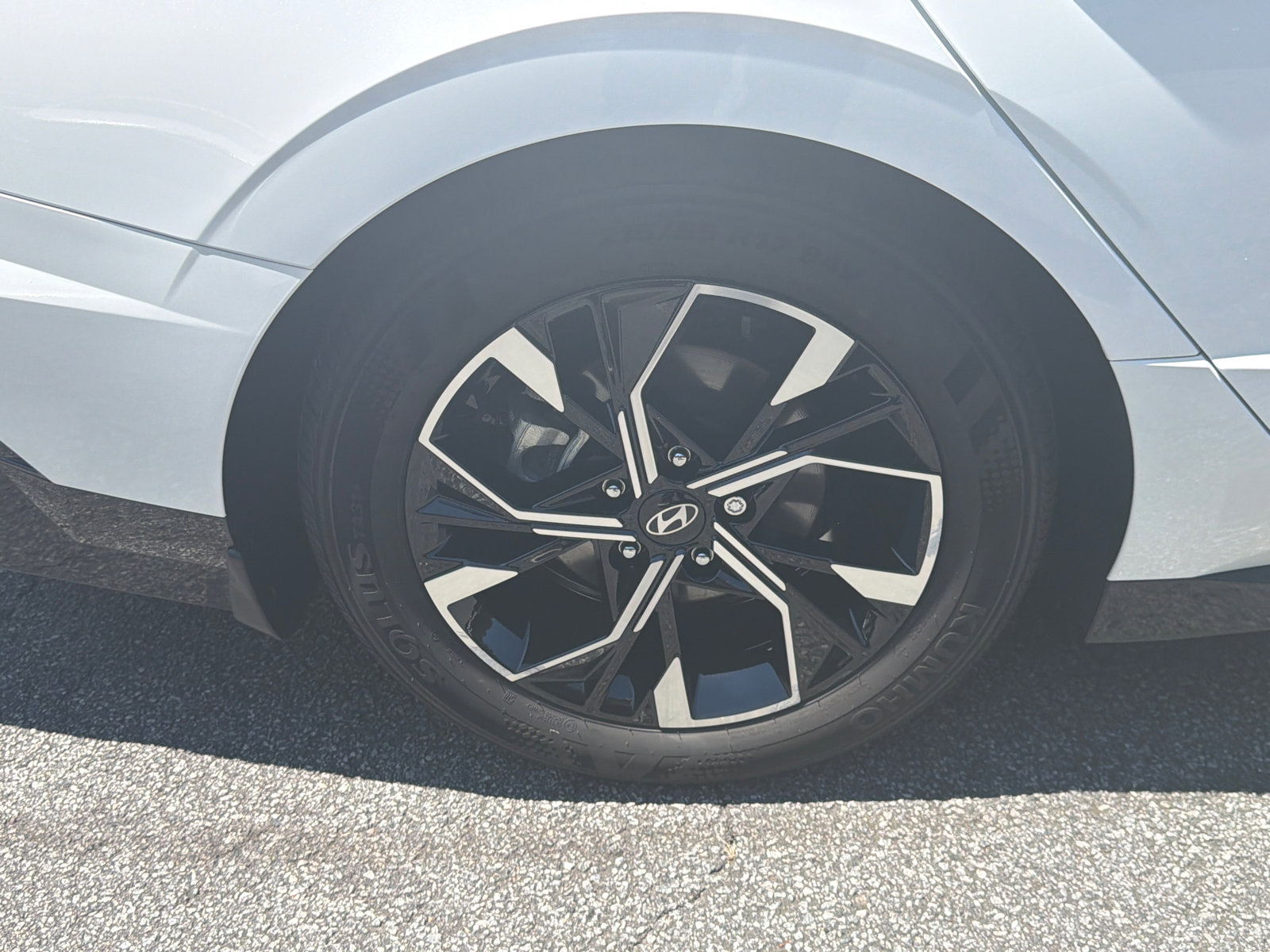 Used 2025 Hyundai Sonata SEL FWD image 18