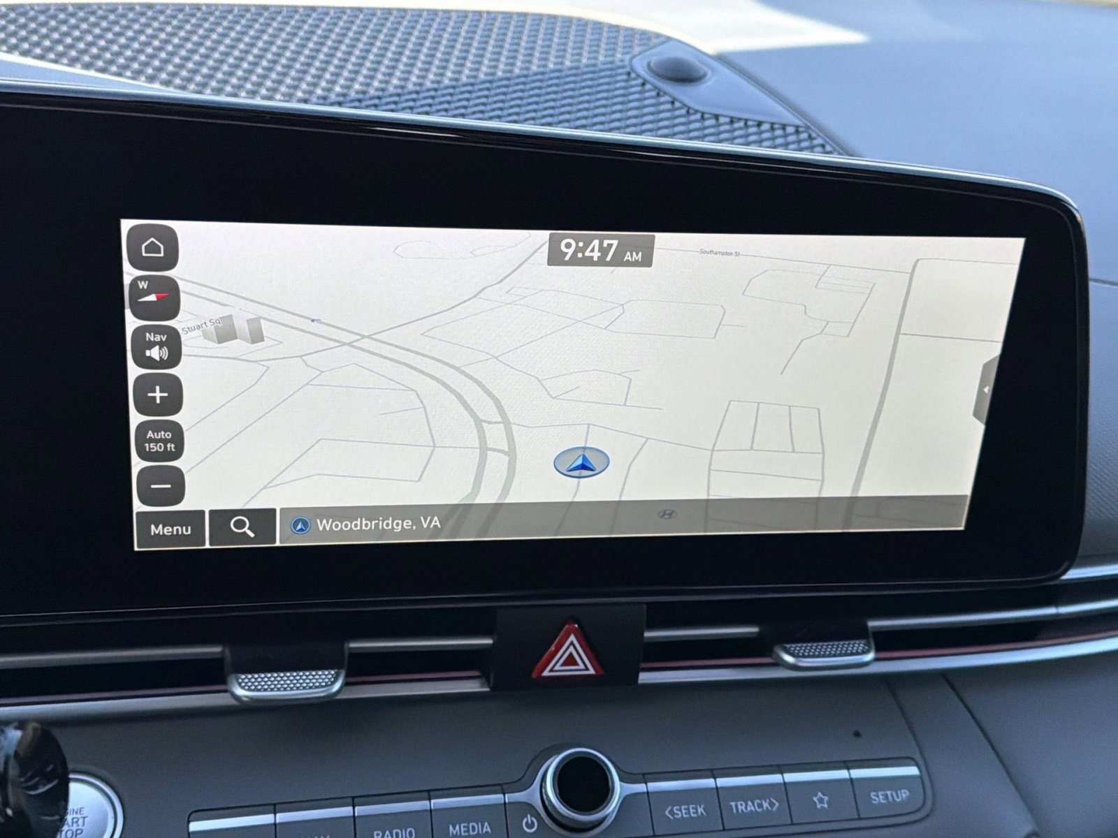 Certified 2025 Hyundai Elantra SEL image 20