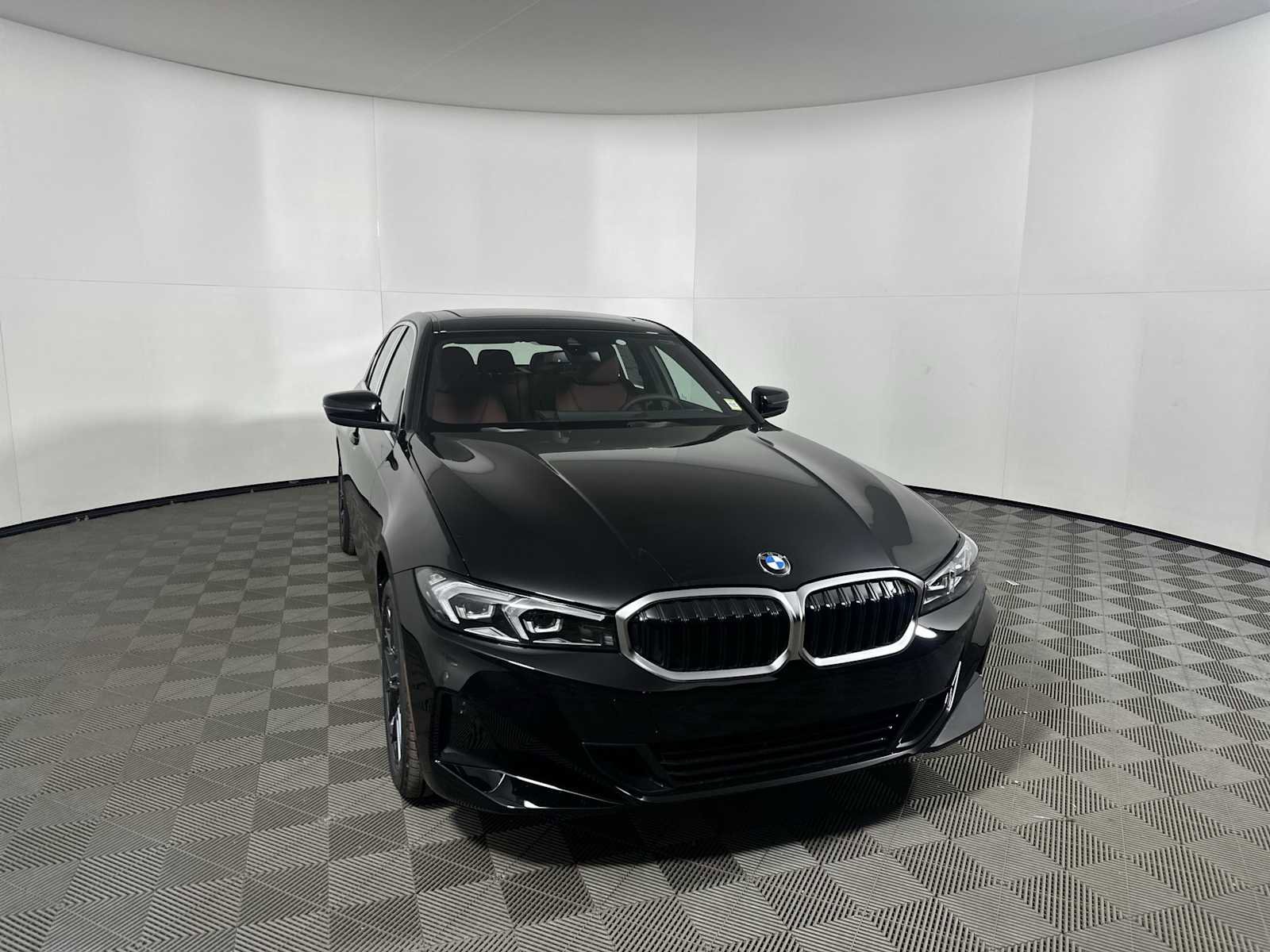 New 2026 BMW 330i xDrive Sedan w/ Convenience Package image 6