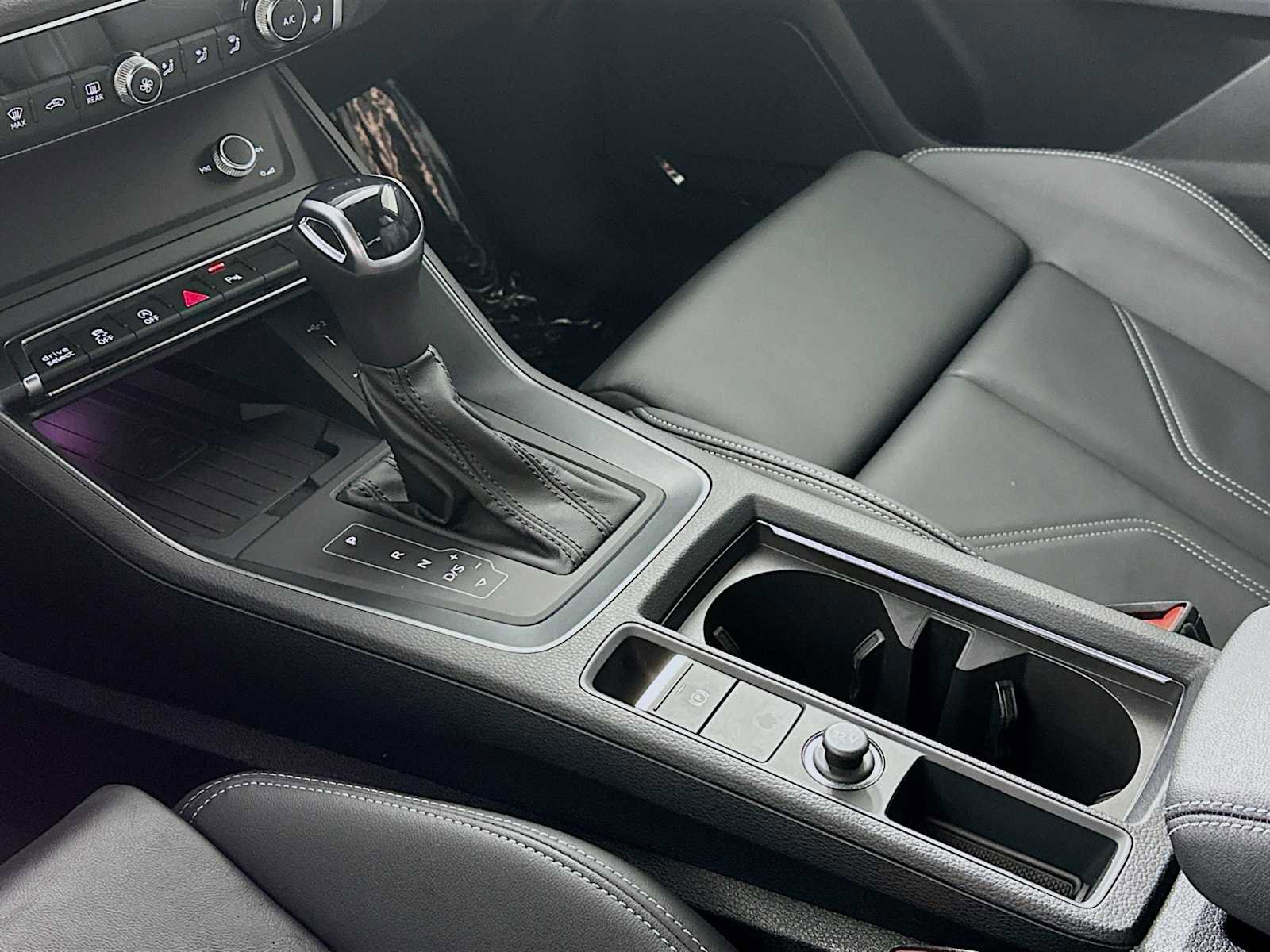 Certified 2024 Audi Q3 2.0T Premium Plus w/ Premium Plus Package AWD/4WD image 16