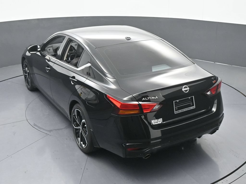 Used 2024 Nissan Altima 2.5 SR FWD image 45