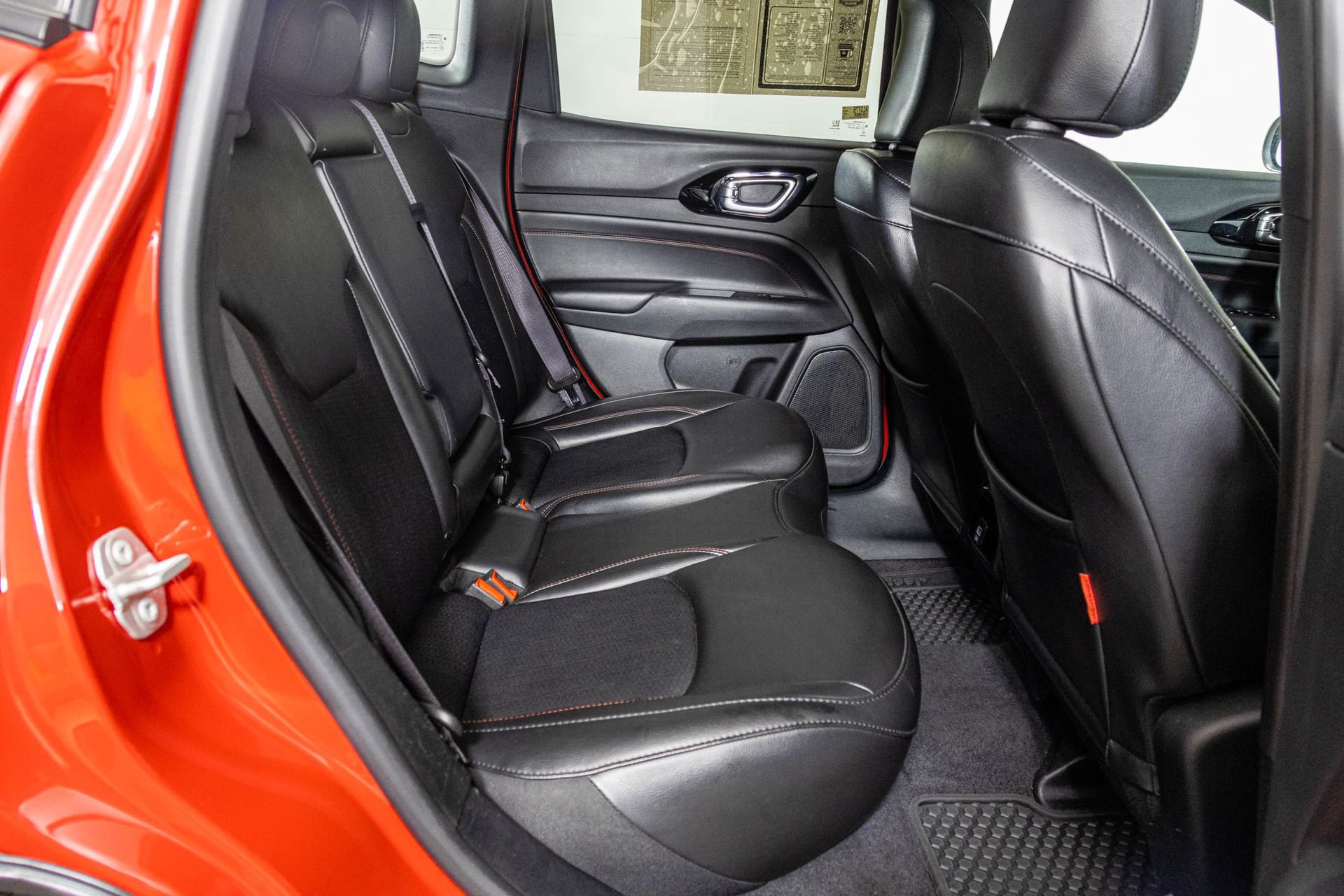 Used 2023 Jeep Compass Trailhawk image 40