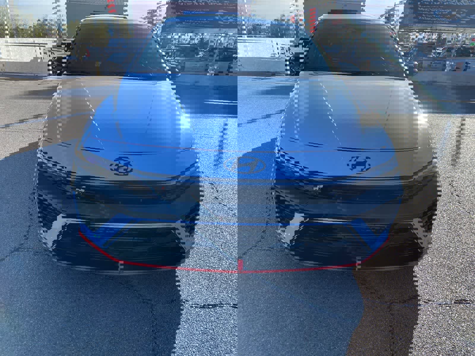 Used 2025 Hyundai Elantra N image 2