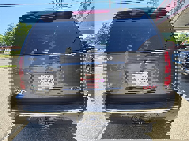 Used 2011 GMC Yukon Denali image 6