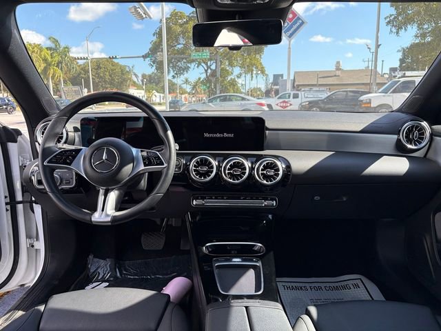 Used 2025 Mercedes-Benz CLA 250 image 18