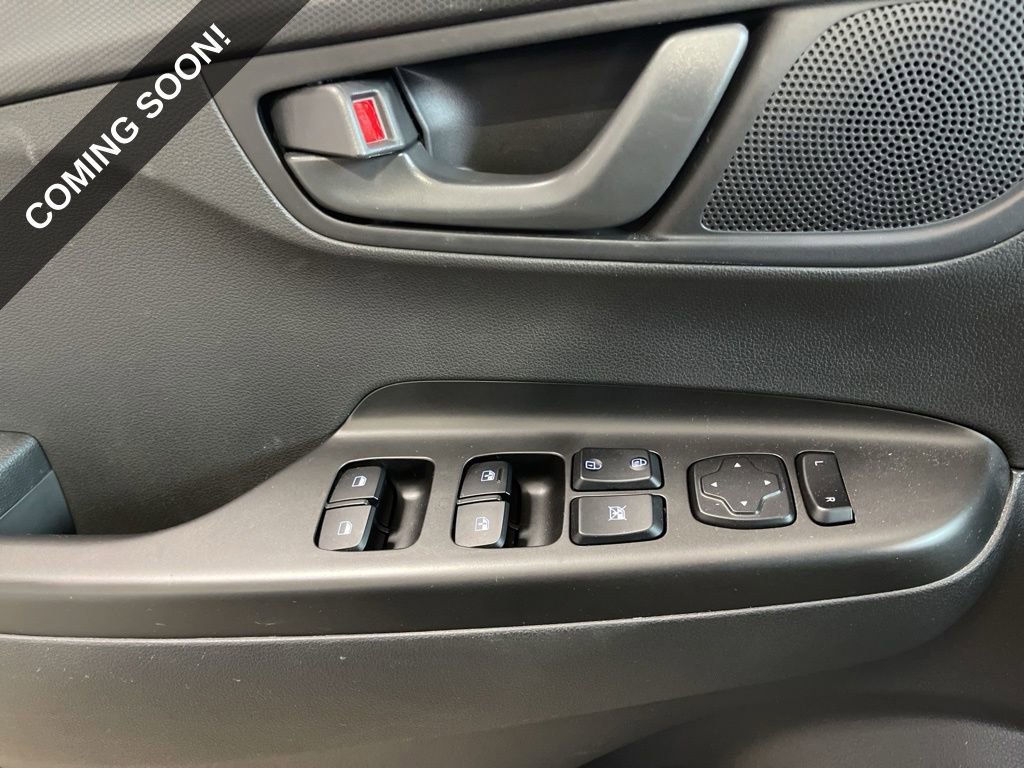 Used 2023 Hyundai Kona SEL image 18