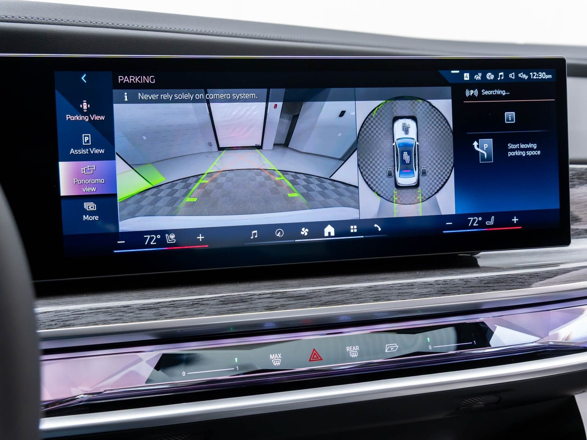 New 2025 BMW 750e xDrive AWD/4WD image 25