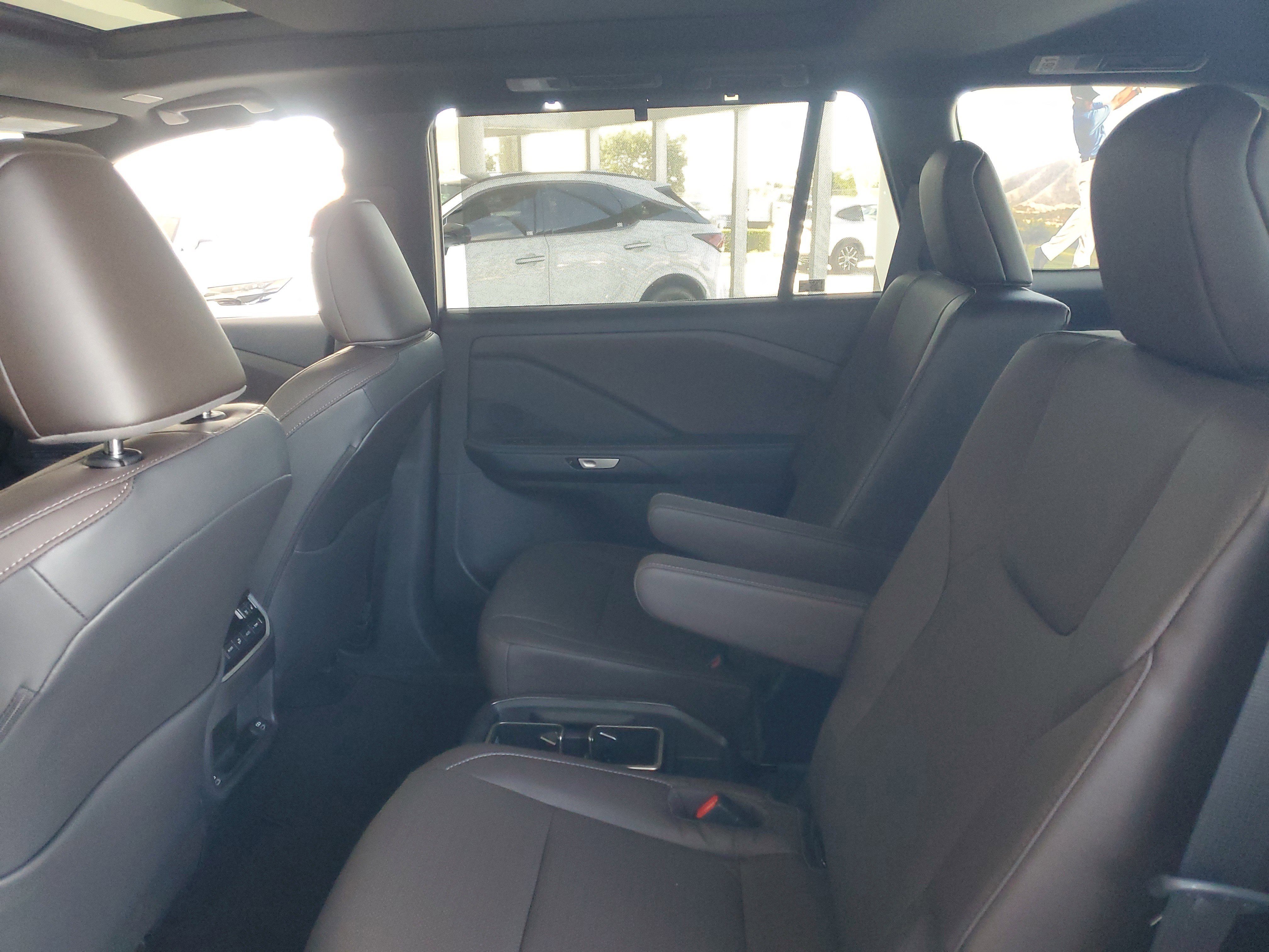 Used 2025 Lexus TX 350 AWD w/ Technology Package image 12