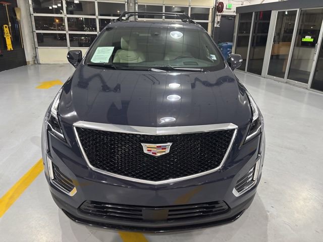 Certified 2025 Cadillac XT5 Sportv w/ Technology Package image 9