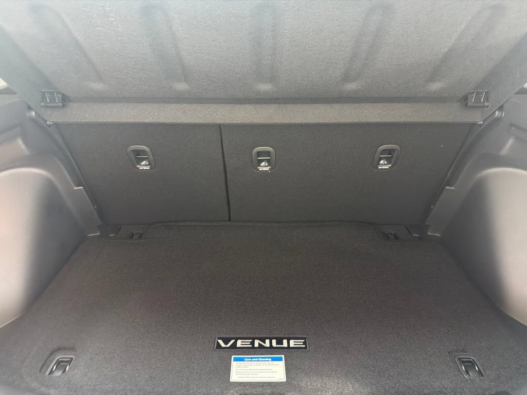 New 2026 Hyundai Venue SEL FWD image 9