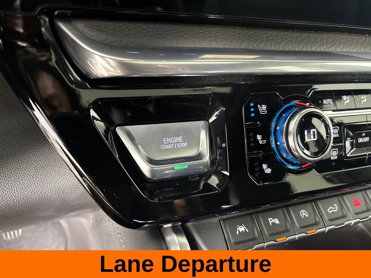 Used 2023 GMC Sierra 1500 Denali w/ Denali Reserve Package AWD/4WD image 21