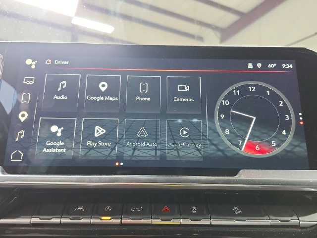 Used 2025 GMC Sierra 1500 SLT w/ SLT Premium Package AWD/4WD image 17