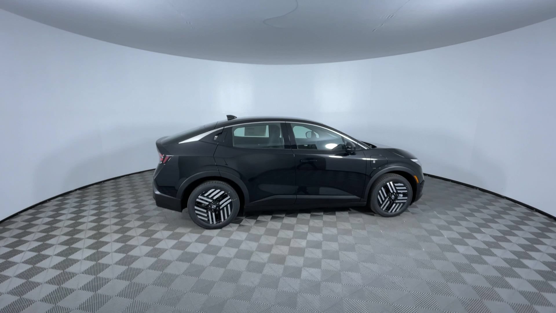 New 2026 Nissan Leaf SV+ w/ Floor Mat Package (SV+) FWD image 9