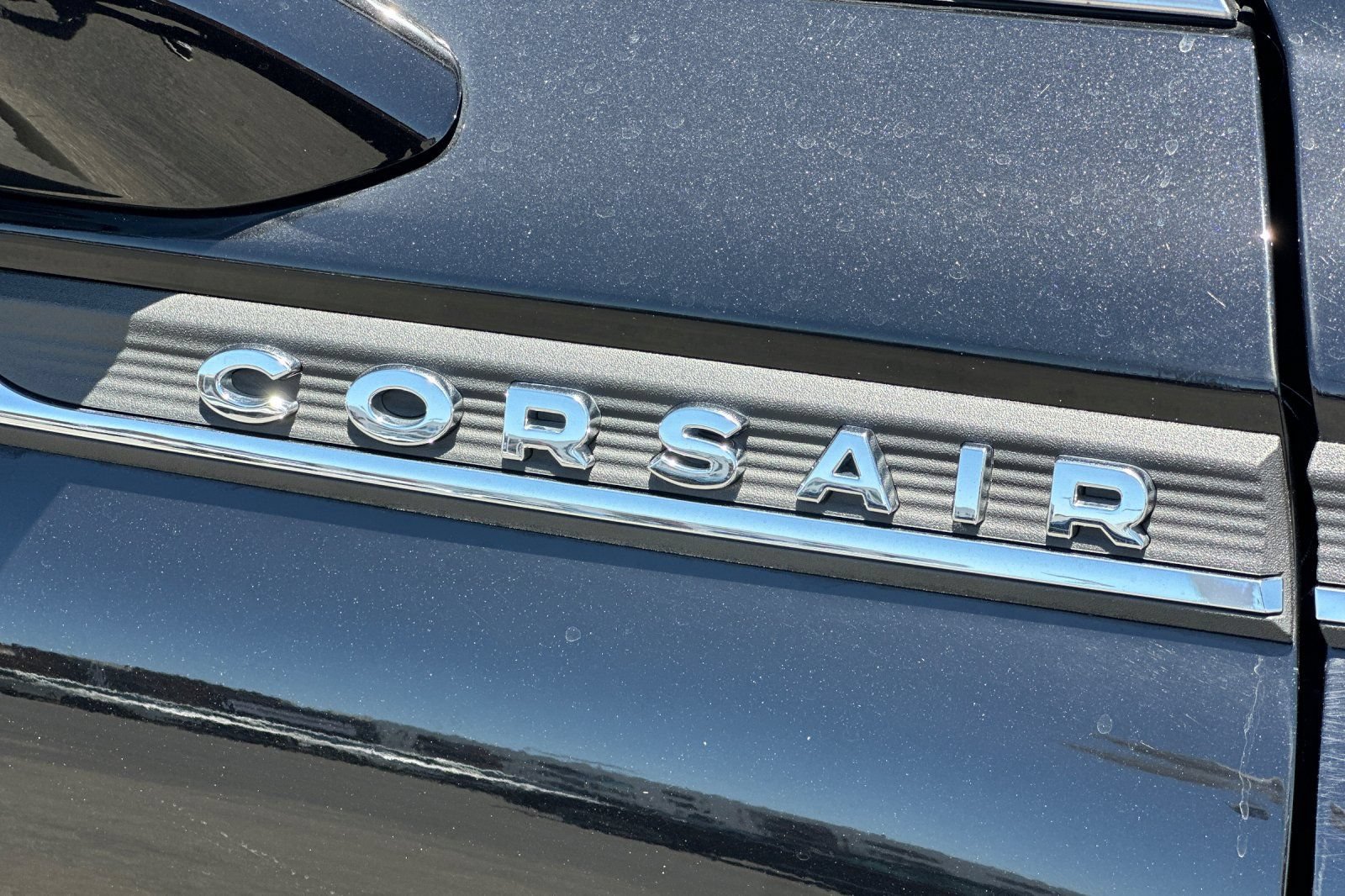 Certified 2025 Lincoln Corsair AWD w/ Equipment Group 101A image 27