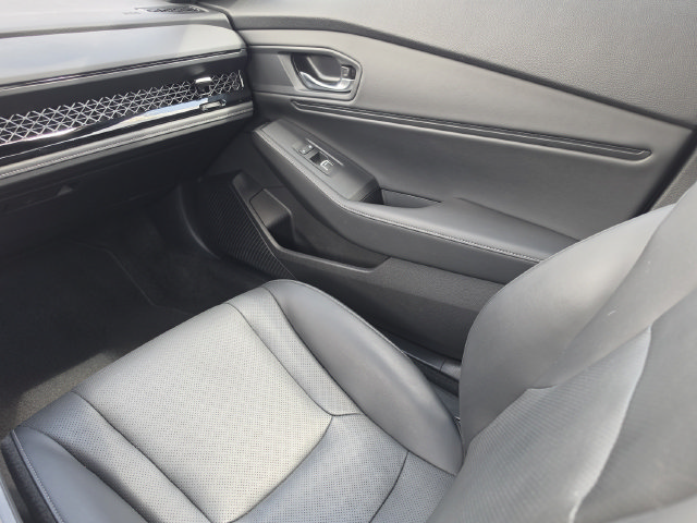 Used 2025 Honda Accord Sport image 25