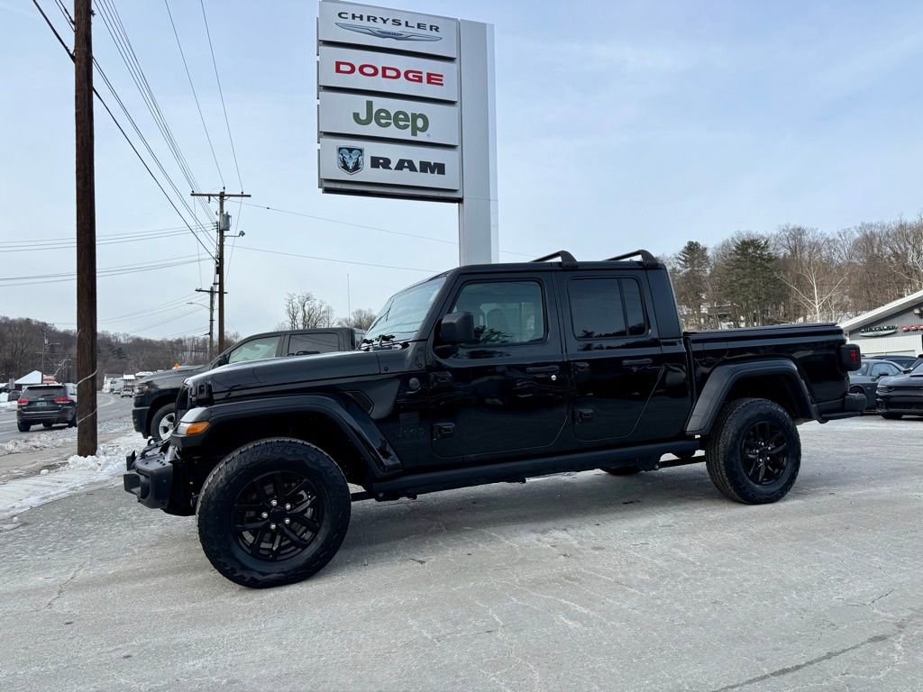 Used 2023 Jeep Gladiator Sport S image 6