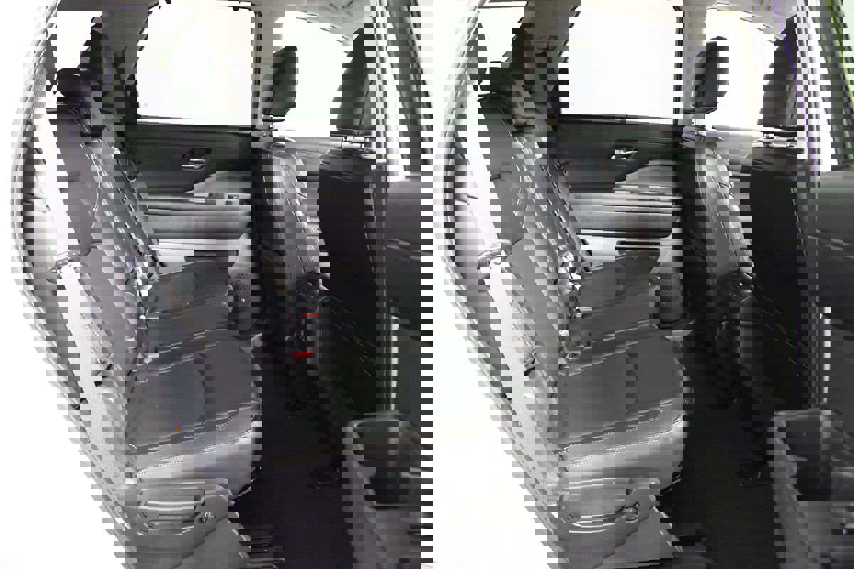 Used 2023 Nissan Pathfinder SL image 18