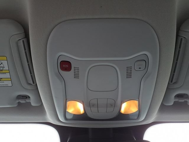 Certified 2023 Jeep Renegade Latitude AWD/4WD image 24