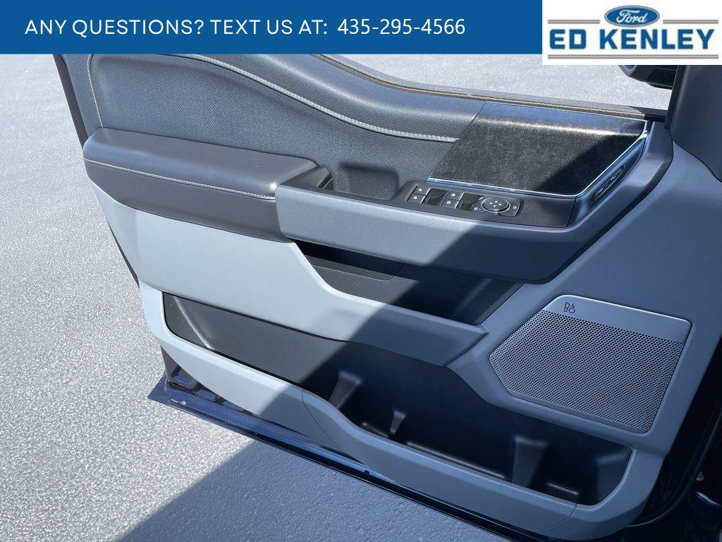 Used 2025 Ford F150 Lightning Flash image 26