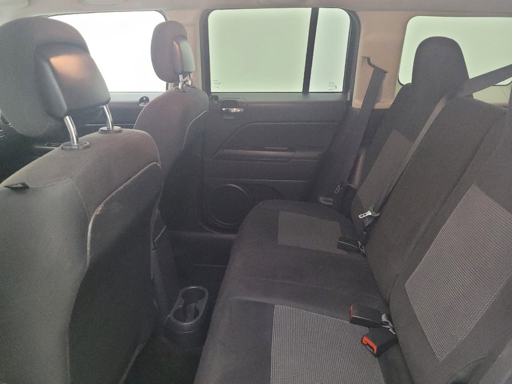 Used 2014 Jeep Patriot Latitude FWD image 18