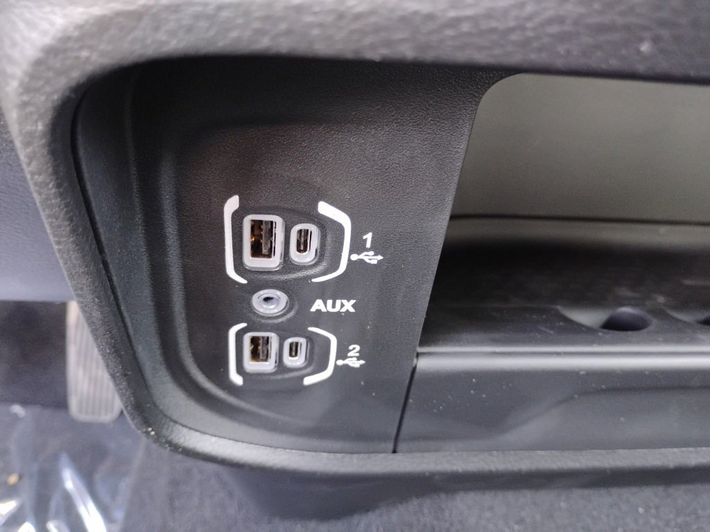 New 2026 RAM 2500 Tradesman image 25