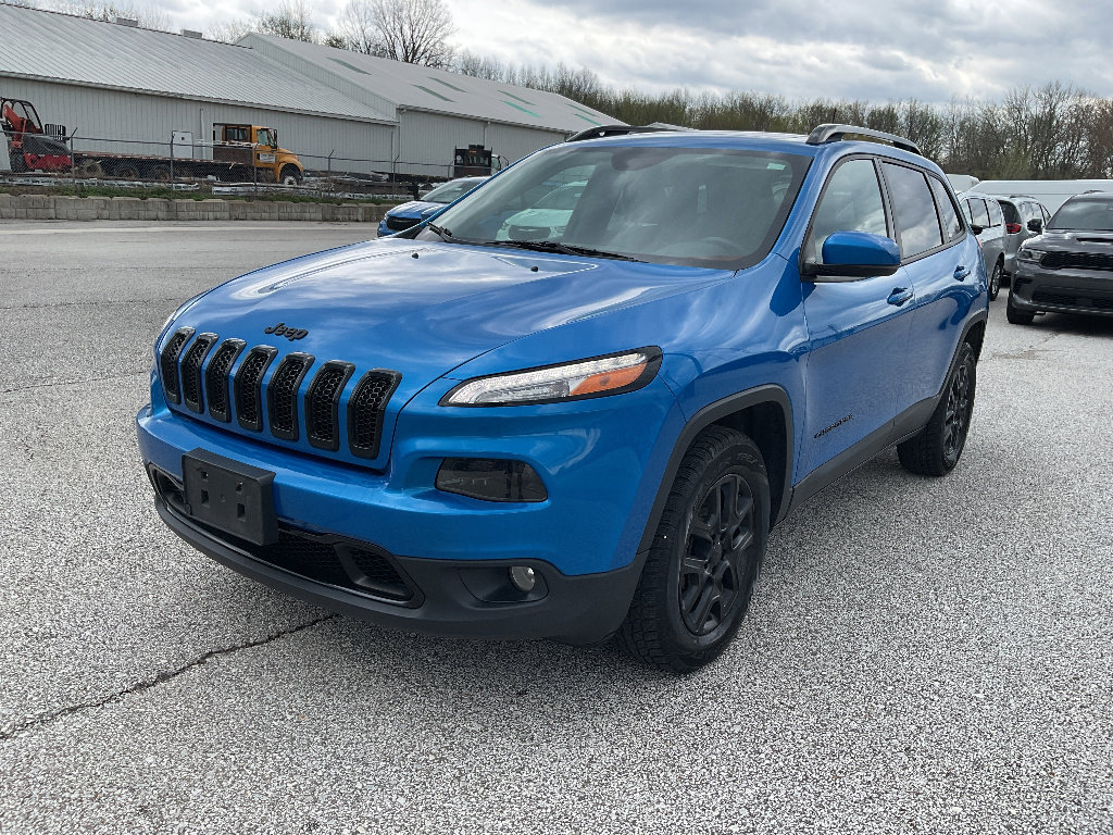 Used 2018 Jeep Cherokee Limited w/ High Altitude Package AWD/4WD image 3