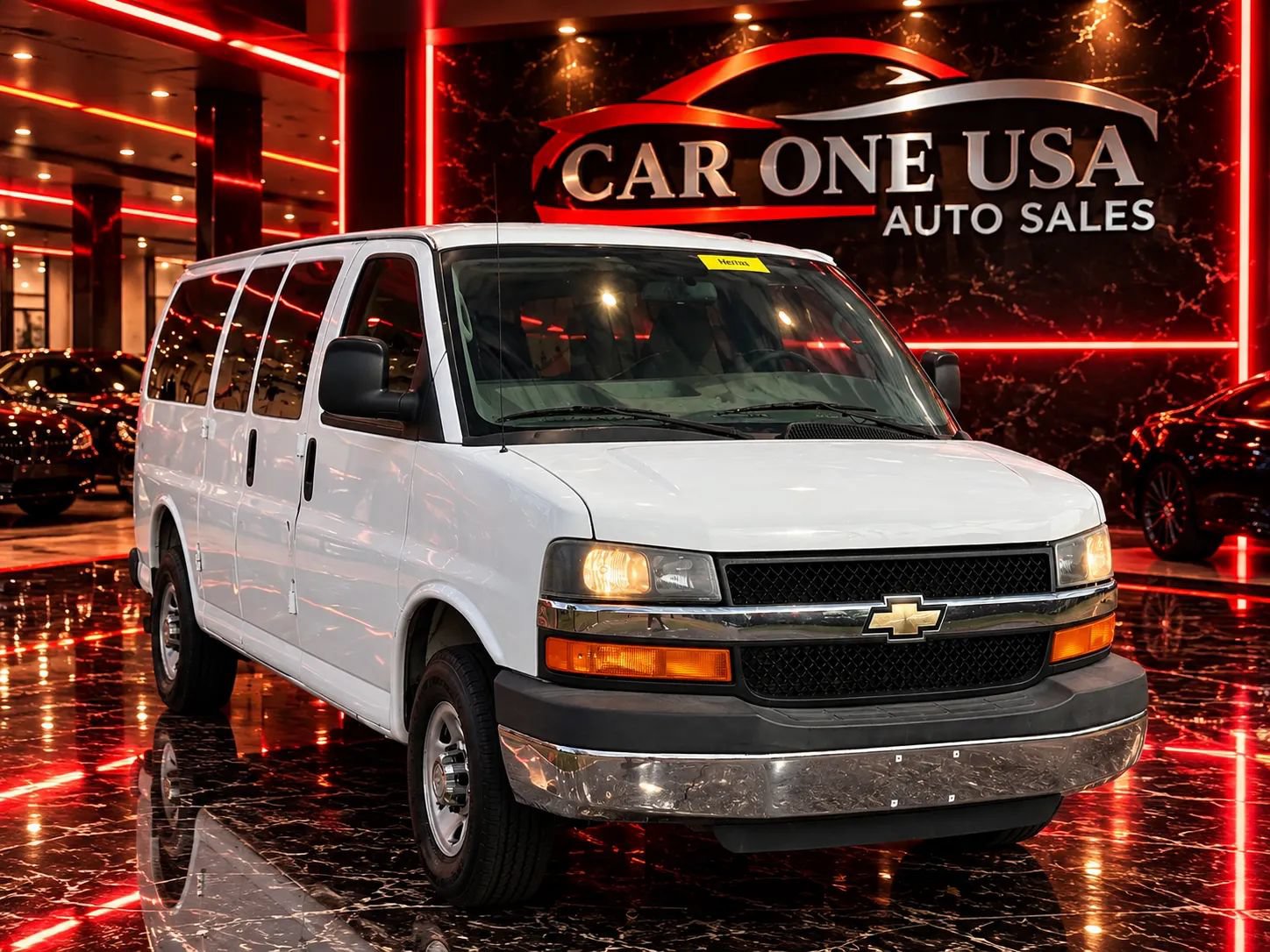 Used 2015 Chevrolet Express 2500 LT w/ LT Preferred Equipment Group RWD image 1